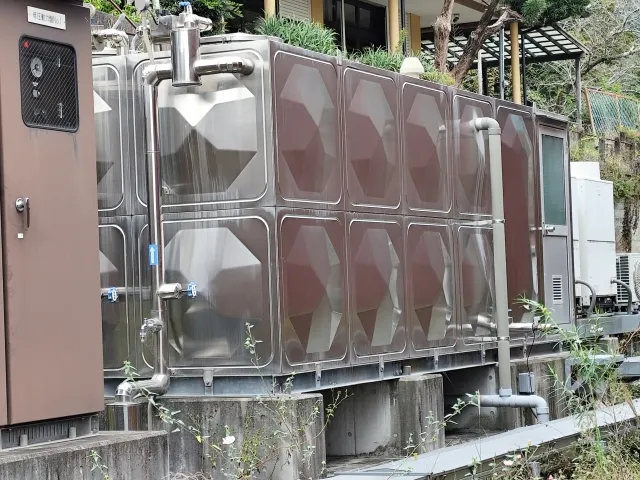 ステンレス製の受水槽